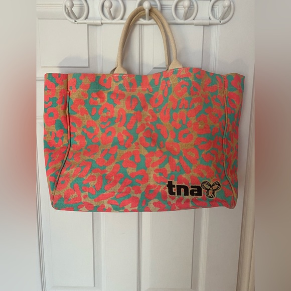 ⭐️TNA tote bag⭐️ - Picture 2 of 3